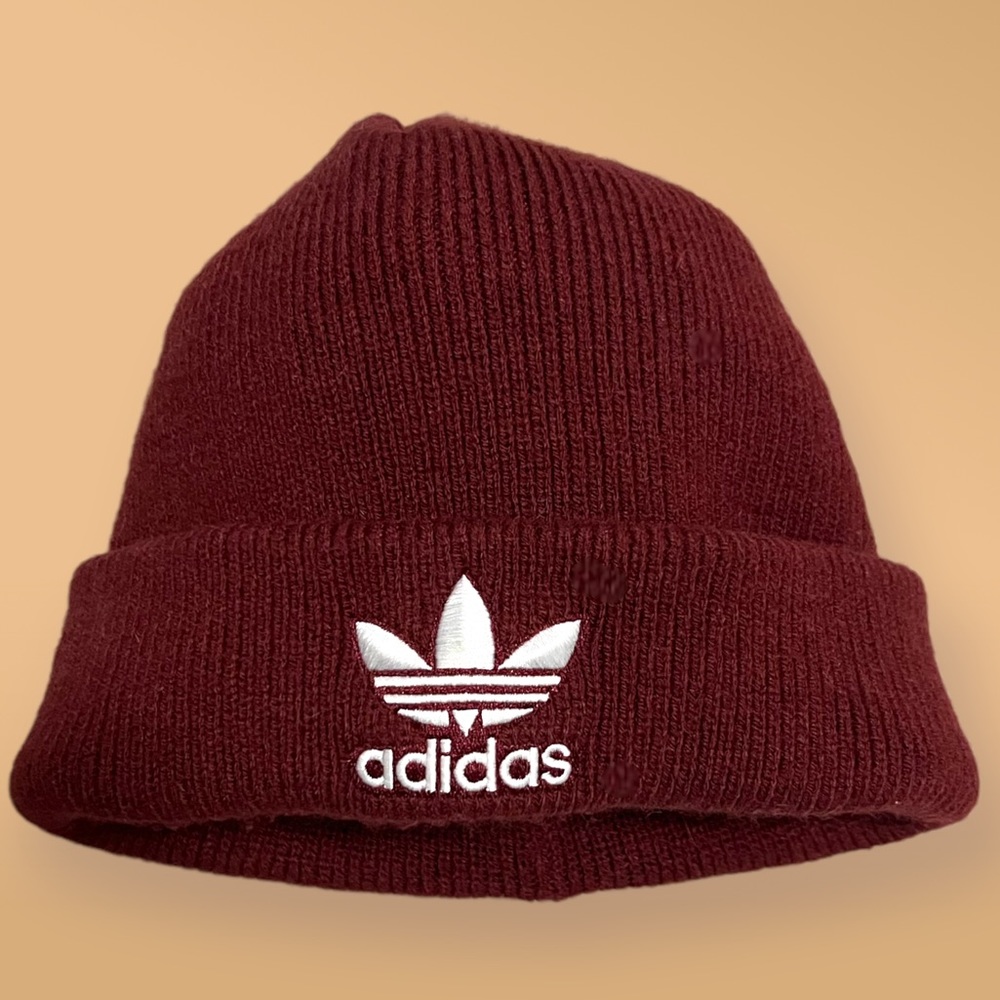 Adidas maroon beanie